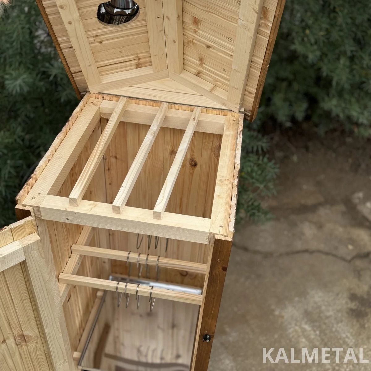 KALWOOD CLASSIC 225L Wooden Smoker - Image 8