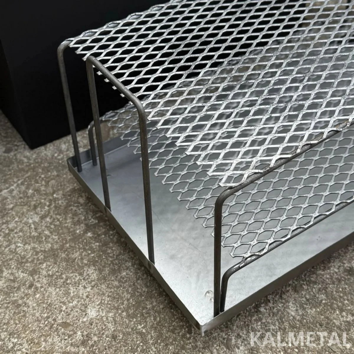 45L Fish and Meat Smoker - Image 3
