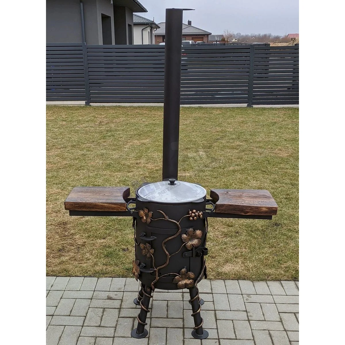 Blacksmith-style cauldron stove – Grape, 6.3 mm thick, for 12 L pot - Image 7