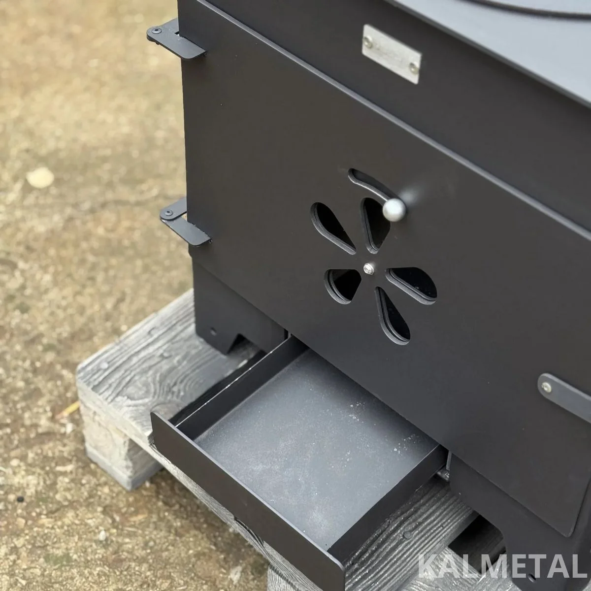 10 kW stove with fireclay and 2 cast-iron rings - Image 6