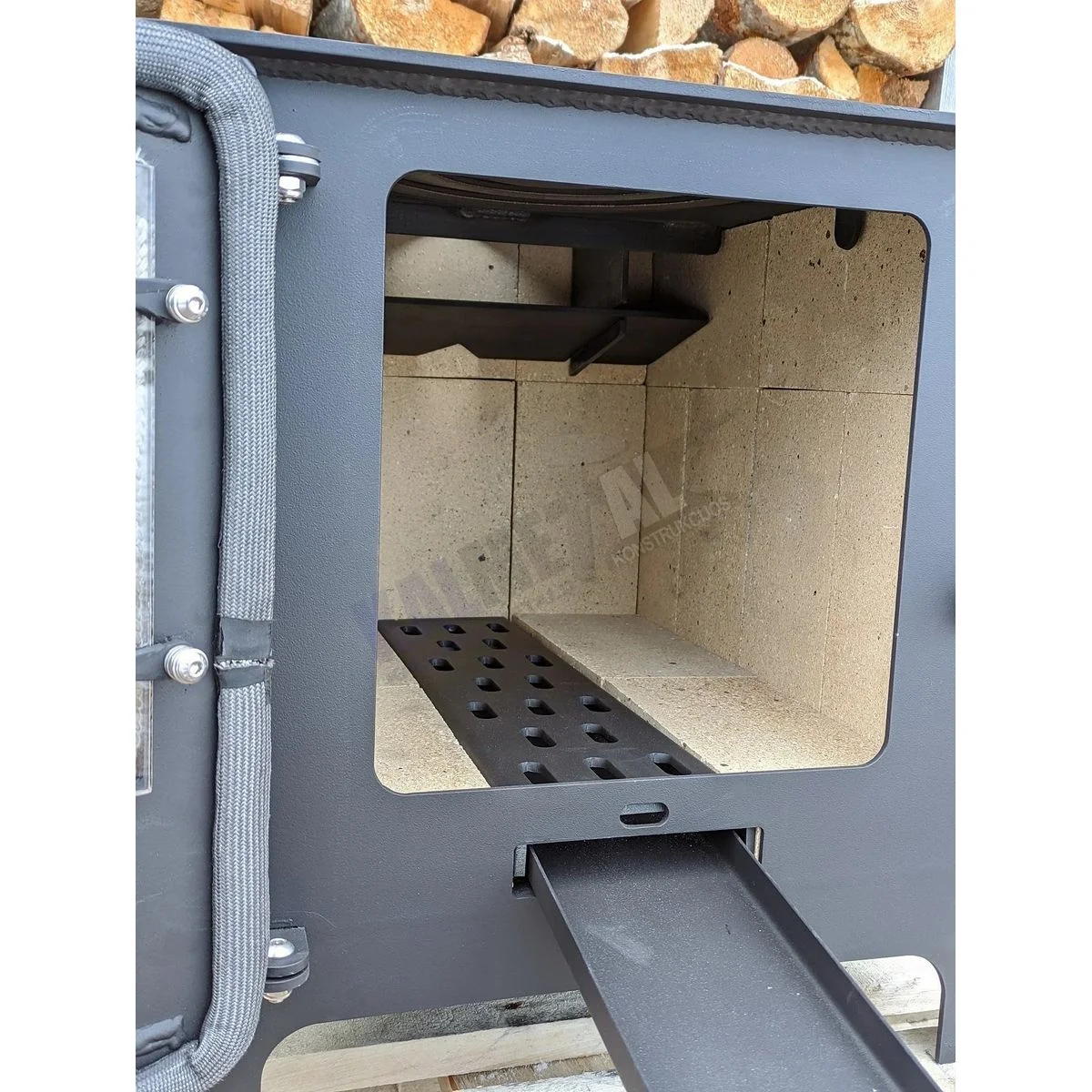 Stove – Fireplace 8kW with fireclay bricks and cast-iron rings - Image 9