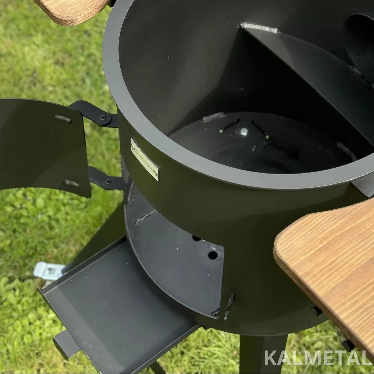 PREMIUM 5MM stove from 8L to 22L with chimney, shelves, and wheels - Image 10