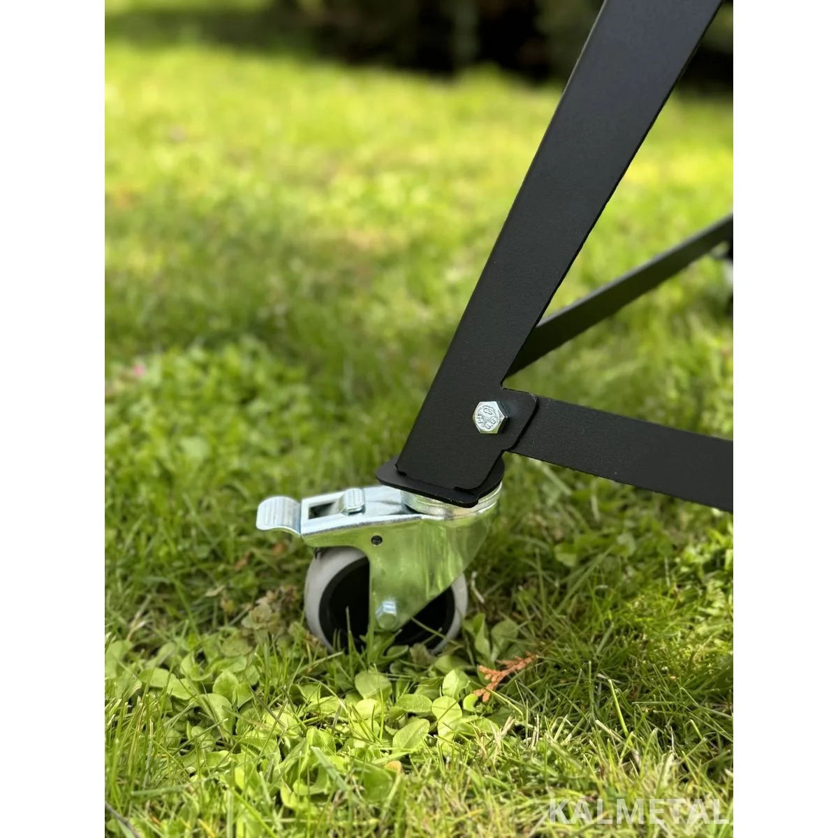 Set of wheels with brakes for stoves - Image 2