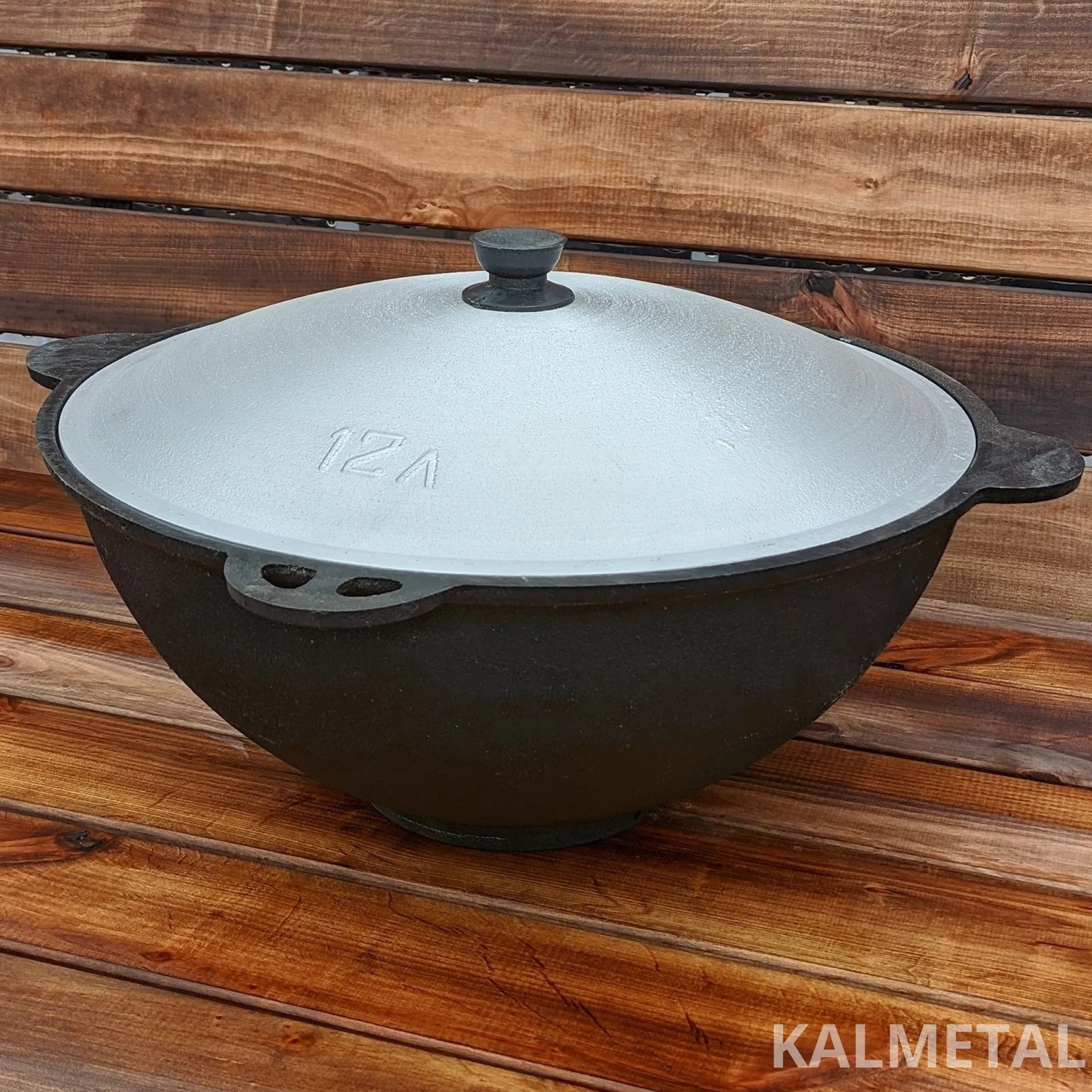 Uzbek Namangan cauldron from 6L to 22L with flat bottom and lid - Image 3